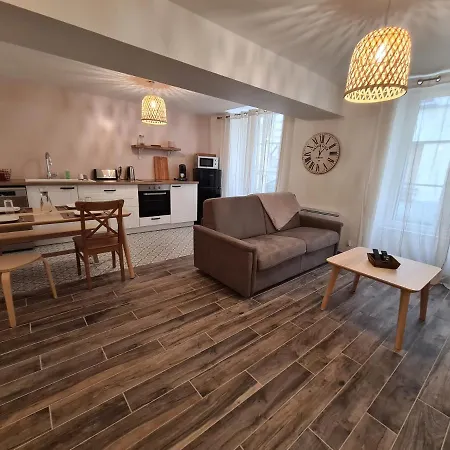 Lägenhet Appart'Hotel- Le Budapest Melun
